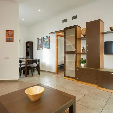 Casa Tranquila Cerca De Barcelona * L'Hospitalet de Llobregat